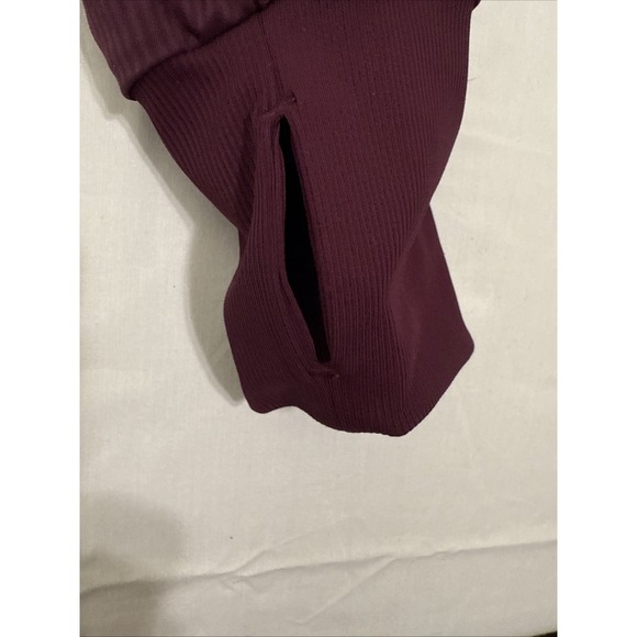Lululemon Hooded Define Jacket Ruched Nulu Slim Fit Size 8 BORDEAUX EXCELLENT - Picture 14 of 16
